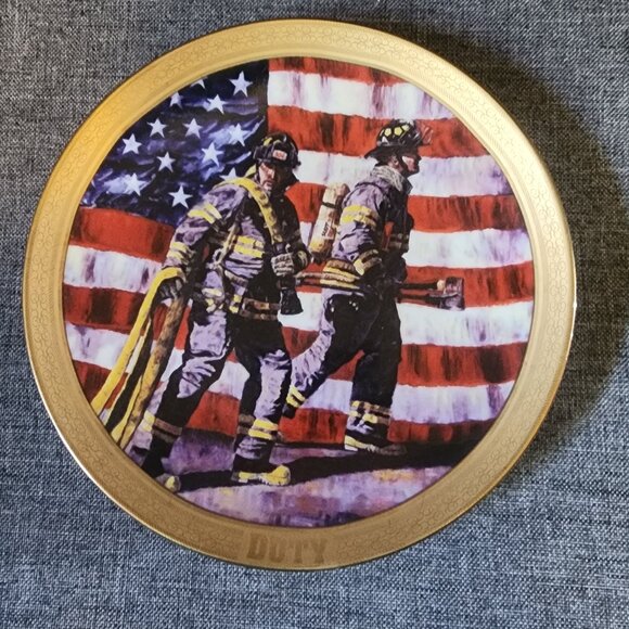 Bradford Exchange Mark Manwaring Visions Of Valor Series "Duty" Collector Plate - Picture 1 of 8
